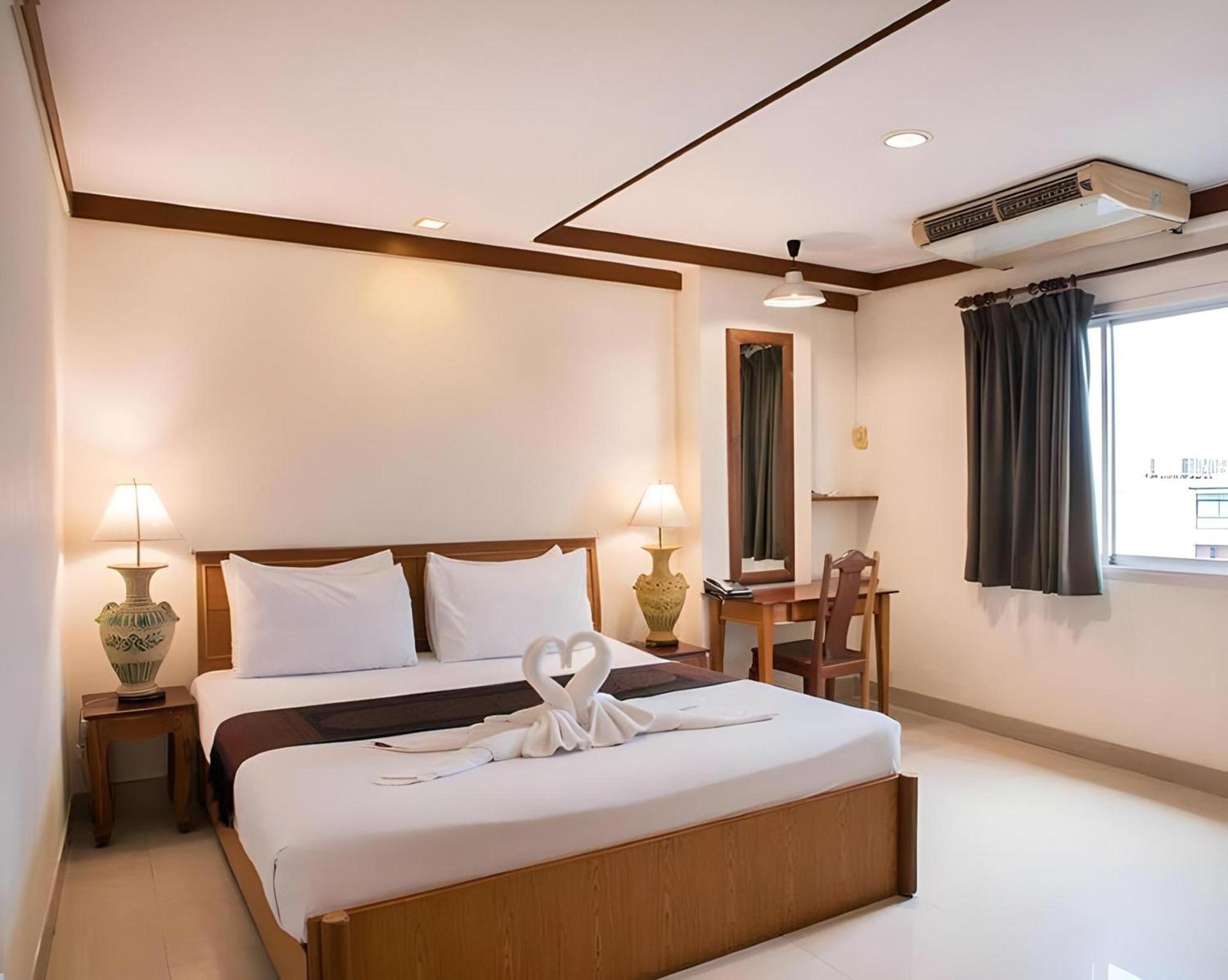 โรงแรม โรงแรมฮาเวิร์ดสแควร์บูติค กรุงเทพมหานคร